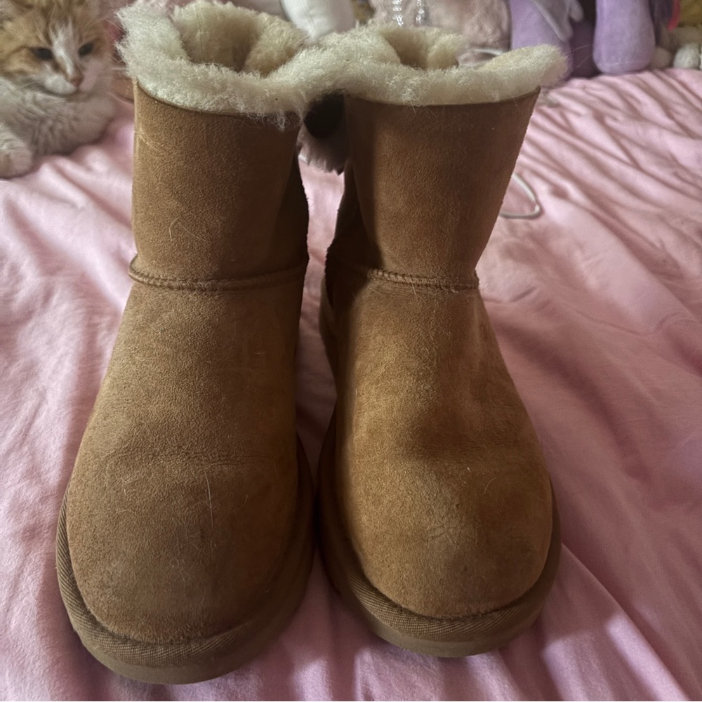 UGG Tan Shearling Boots with Bows - Picture 2 of 3